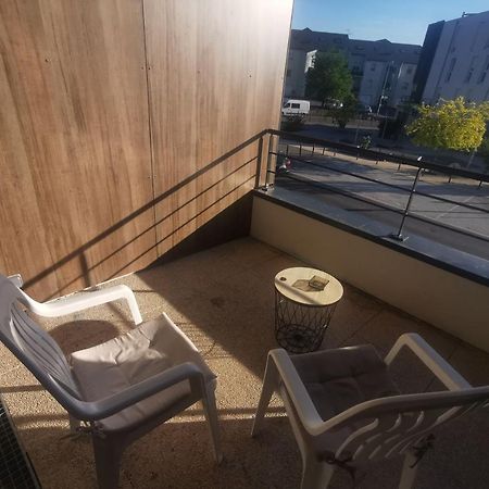 Appartement T2 Accessible Pmr Avec Terrasse Et Garage Onet-le-Chateau Luaran gambar